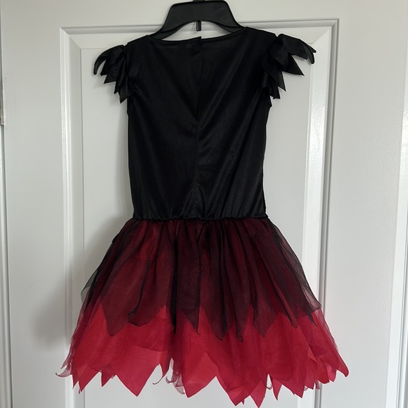 Girls Dark Vampire Halloween costume. - Picture 2 of 4